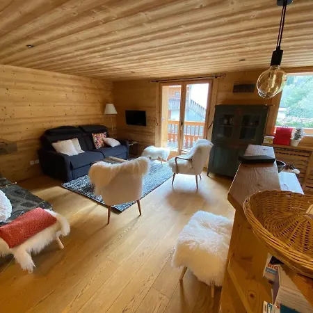 3 Avec Terrasse, Balcon, Terrain De Boule, Parking, Wifi - Fr-1-459-189 La Clusaz